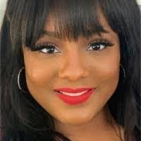 Angela Minini's Instagram, Twitter & Facebook