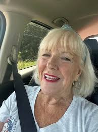 Grandma meets Buckee