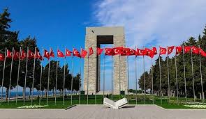 Çanakkale şehitleri anıtı,gelibolu yarımadası'nda, çanakkale boğazı'nın ucunda morto koyu hisarlık tepe üzerinde yer alan anıt, i. Canakkale Sehitligi Olarak Anilan Yerin Adi Ise Aslinda Canakkale Sehitler Abidesi Dir Canakkale Savaslarinda Olen Tum Sehitlerin Anisina Image De Canakkale Sehitlik Turu Tripadvisor