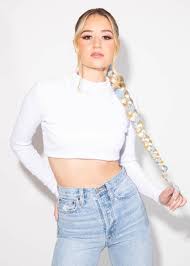 Riley Lewis - Free pics, galleries & more at Babepedia