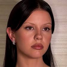 Beauty Interview With Eleanor Pendleton