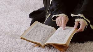 Rasulullah saw bersabda, jantung alquran itu ialah surat yasin. Keistimewaan Membaca Surah Yasin Di Malam Jumat 83 Ayat Lengkap Dengan Bahasa Latin Dan Artinya Tribun Timur