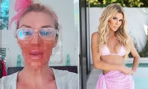 Elizabeth Waterfall's Instagram, Twitter & Facebook