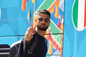 Viimeisimmät twiitit käyttäjältä lorenzo insigne (@lor_insigne). Insigne Was Snubbed By Inter As A Child And Ventura In 2017 Now He Is A Leader For Napoli And Italy The Athletic
