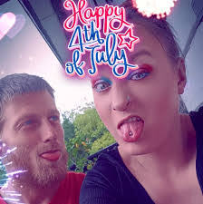 Renee Neddo's Instagram, Twitter & Facebook