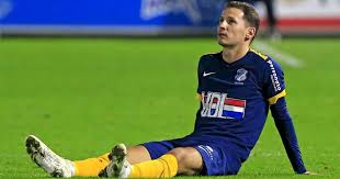 Join facebook to connect with alessio da cruz and others you may know. Pechvogel Sleegers Mijn Vriendin Heeft Me Nog Nooit In Het Echt Zien Spelen Voetbalprimeur Nl