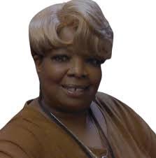 Yvette Sanders's Instagram, Twitter & Facebook