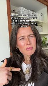 i’m just a girl 😞💅🏼 #gym #girl #heavyweight #heavy #lifting #funny  #relatable