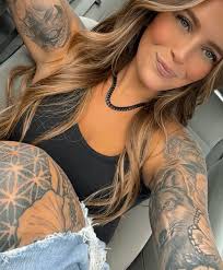 Heather Liebman's Instagram, Twitter & Facebook