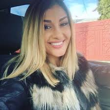 O voce tânără, fresh și mereu pregătită de ceva nou, alina eremia cucerește inimile fanilor prin muzica ei atât de intensă. Alina Eremia Fan Home Facebook