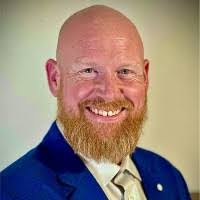 Andrew Dillon's Instagram, Twitter & Facebook