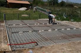 Couler Une Dalle De Garage 24x30 Avec Fondation Monolithique Www Id Es L Gantes Garage Terrasse Interieure Terrasse Beton