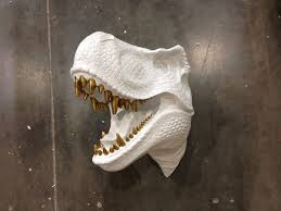 White Dinosaur Wall Mount The Bronson White Resin T Rex Head Trex Wall Art By White Faux Taxid White Faux Taxidermy Faux Taxidermy Dinosaur Head Wall Mount