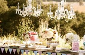 inspiratie lusters table mariage lustre de mariage decoration mariage
