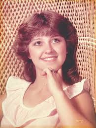 Danielle Burger's Instagram, Twitter & Facebook