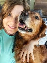 Leslie Fordham's Instagram, Twitter & Facebook