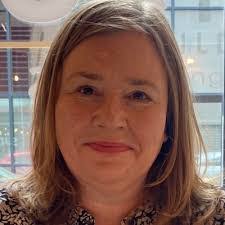 Claire Worley's Instagram, Twitter & Facebook