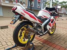 Tzm 150 banyak dicari karena populasinya yang cukup langka. Yamaha Tzm 150 Motor Sport 2 Tak Langka Di Indonesia Kumparan Com