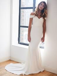Chic Simple Crepe Wedding Dresses For Minimalist Brides Kelly Faetanini Wedding Dresses Crepe Wedding Dress Wedding Dresses With Straps