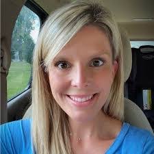 Kristy Reilly's Instagram, Twitter & Facebook