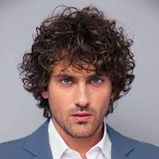 45 Stylish Hairstyles For Men With Thin Hair And Big Forehead Menhairstyles Menhair Menhaircut Long Curly Hair Men Medium Hair Styles Long Hair Styles Men