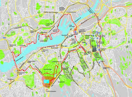 Göteborgsvarvet is probably the largest half marathon in the world, with about 60 000 registered participants and almost 50 000 runners. Goteborgsvarvet Sa Paverkas Trafiken