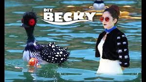Ugly Bird From Finding Dory Diy Easy Halloween Costume Becky From Finding Dory Lucykiins Finding Dory Costume Dory Halloween Costume Becky Finding Dory