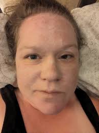 Arch design with balloons and plants