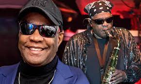The alto sax player, flutist and percussionist died peacefully in his sleep yesterday. Kool The Gang Co Founder Ronald Khalis Bell Dies At 68 Daily Mail Online