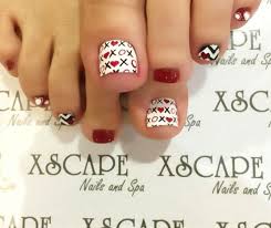 You can paint your toe nails with any bright color you like. 20 Lovely Valentine S Day Toe Nails Designs Styleoholic