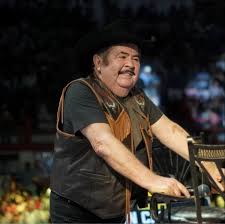 Eliseo Robles y Los Bárbaros Del Norte