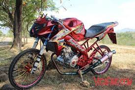 Modifikasi vixion jari  vijar thailook style halo sahabat modifier,kembali lagi kali ini auto modif ingin memberikan sedikit hiburan. Modifikasi Vixion Jari Jari Warna Hitam Oprek Motor