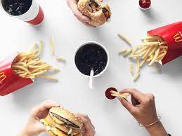 10 Mcdonald S Ordering Hacks Savvy People Know Food Flatlay Food Mcdonalds Menu