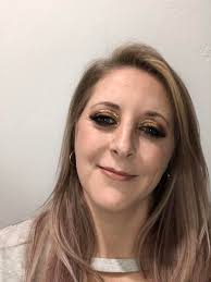 Disappointing glitter lip balm experience