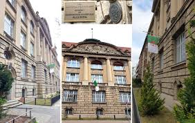 Jul 03, 2021 · berlin feiert jetzt 2g parks bleiben neue clubs für ungeimpfte. Afghanische Botschaft Berlin Termin Buchen Termin Buchen