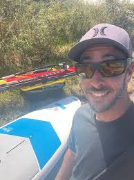 My very first planning! I was 16 no harness! Hi fly and one of the last  sails with mylar from Neilpryde! It was crazy for me this speed back then!  Thanks dad