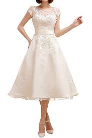 Maybe you would like to learn more about one of these? Kurze Brautkleider In Ivory Und Weiss Bei Amazon