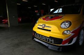 Abarth 695 Assetto Corse Getting Ready To Pounce On The Racetrack Fiat Cinquecento Fiat 500 Fiat
