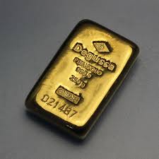 Meine eltern überlegen, ob sie vielleicht gold kaufen sollen und zwar beim degussa goldhandel. 250g Degussa Goldbarren Esg Goldbarren De