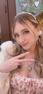 Some folks will do anything for free logs 😮