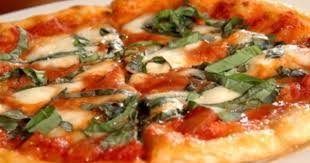 In Honor Of Pizza Week We Ve Got A Delectable Diy Pizza That Ll Leave Ya Droolin For More Pizza Recipes Homemade Veg Pizza Recipes