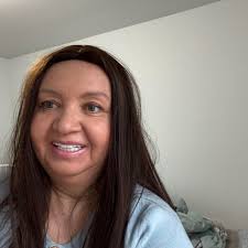 Hello. Looking for someone who can train me in Florida. I am a new grad. I  am in Miami. But I can relocate. It's hard to find a job without experience.