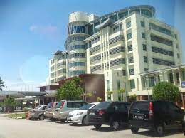 Maybe you would like to learn more about one of these? Ummi Iman Wisma Kastam Diraja Malaysia Selangor Pun Boleh Bersantai