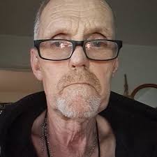 Amy photographed back in 2006 for her second studio album 'Back To Black'.  🤍 #AmyWinehouse