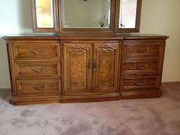 Thomasville Furniture French Provincial Bedroom Set Large Walnut Dresser Triple Dresser Mirr Thomasville Furniture Bedroom Thomasville Thomasville Furniture