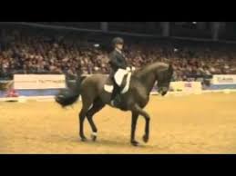 Isabell werth und bella rose auf dem parcours in tokio: Isabell Werth Don Johnson Cdi W London Olympia 2012 Youtube
