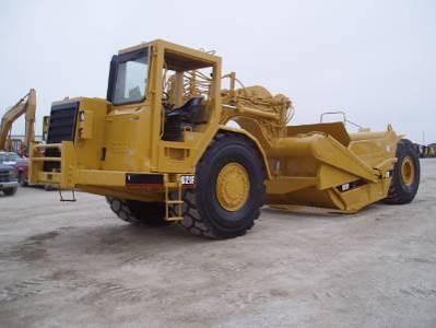 Caterpillar 621F Scraper