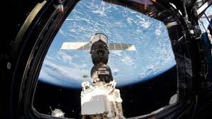 جنرال أمريكي روسيا تطور قدراتها في الفضاء وتفوقنا يتقلص International Space Station Space Station Black Hole