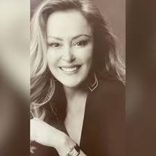 Morre Edna Thibau, criadora da marca mineira Alphorria, aos 68 anos