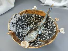 Black And White Bowl With Spoon Black And White Ceramic Bowl With A Tea Spoon Gold 24k Black Etsy In 2020 Black And Gold Centerpieces Gold Centerpieces Gold Ceramic